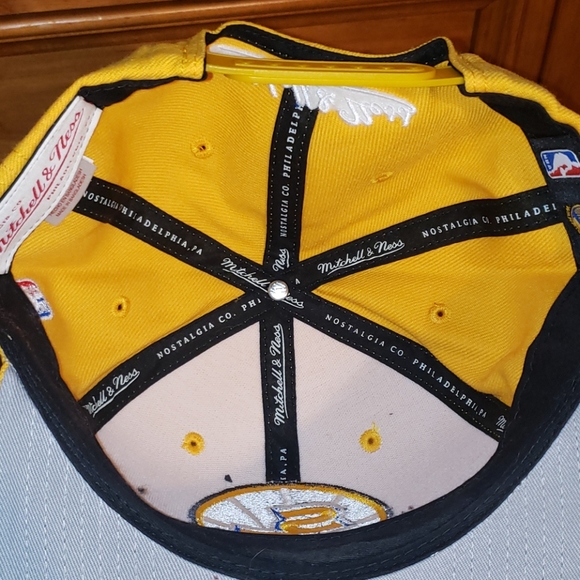 New NBA Goldenstate Warriors Mitchell & Ness Hat - Picture 6 of 7